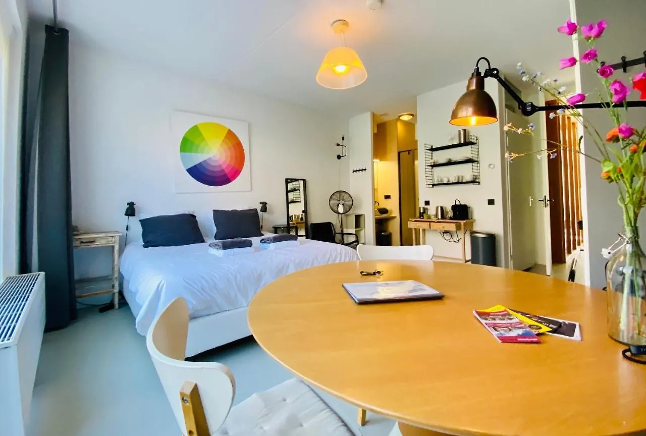 Bed & Breakfast Private Studio With Free Car Parking Amsterdam