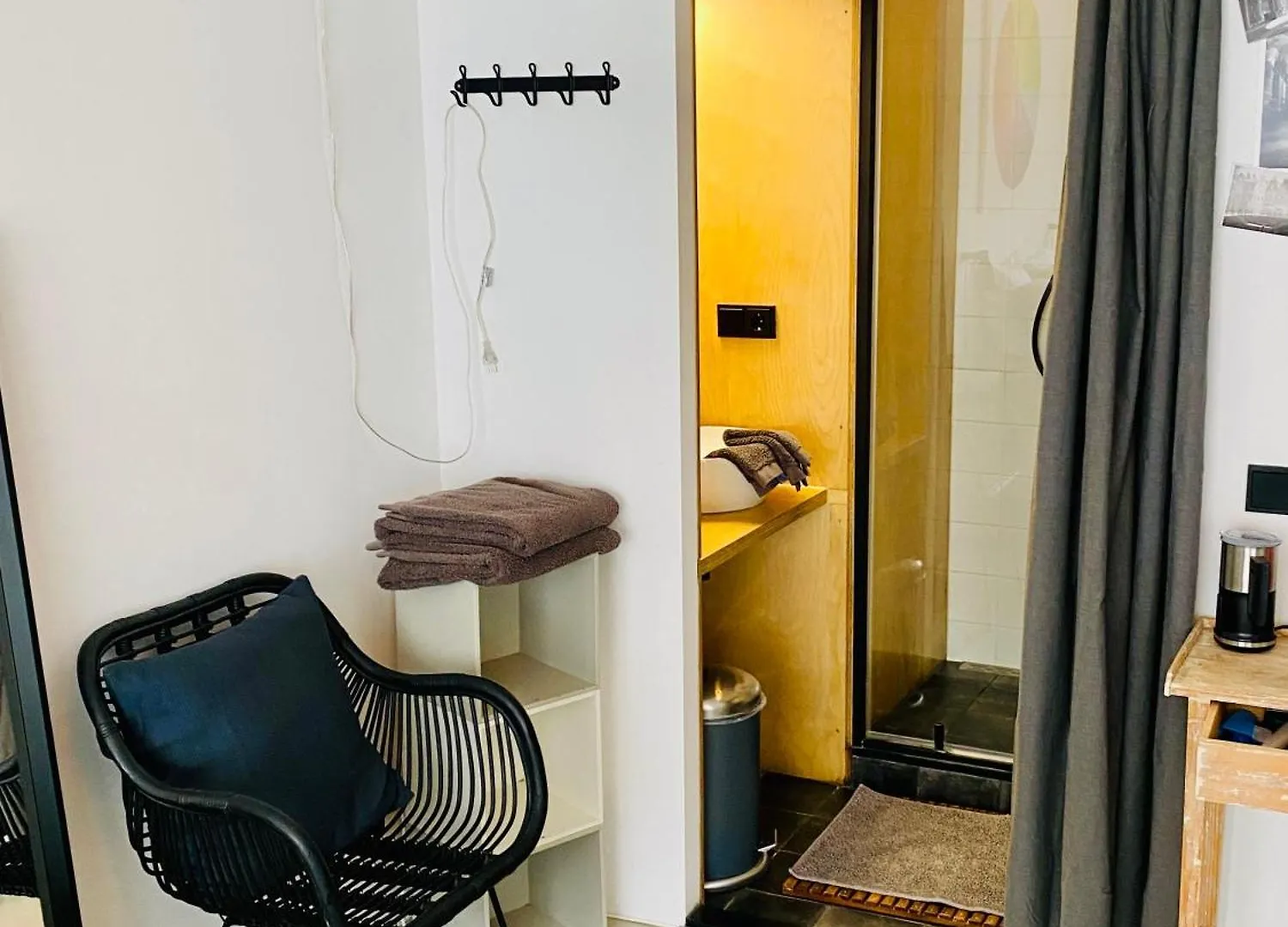Private Studio With Free Car Parking Amsterdam